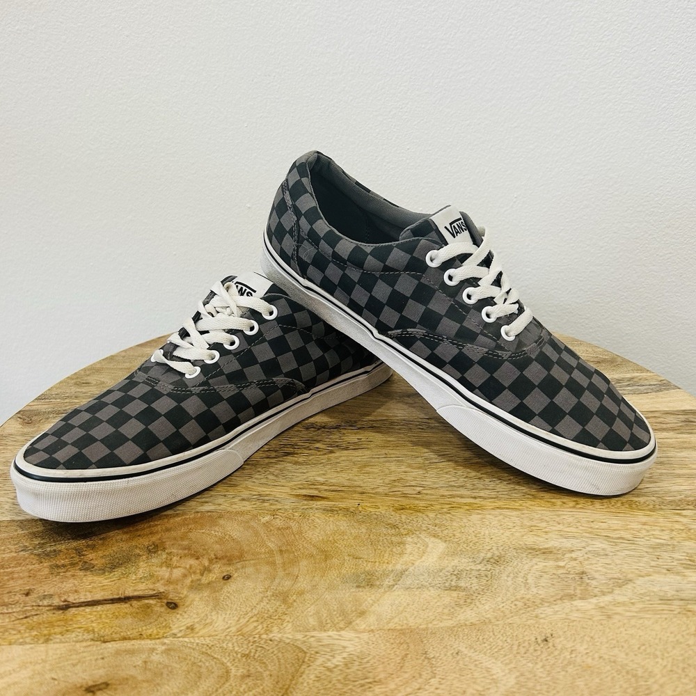 Vans Doheny Men Sz 11 Grey Black Checkerboard Canvas Low Top Skate Shoes 721356